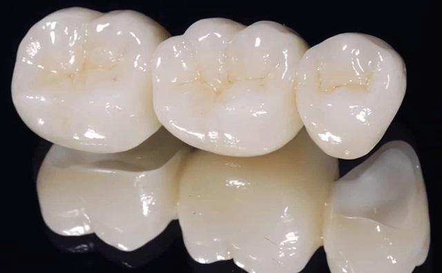 Làm răng sứ zirconia